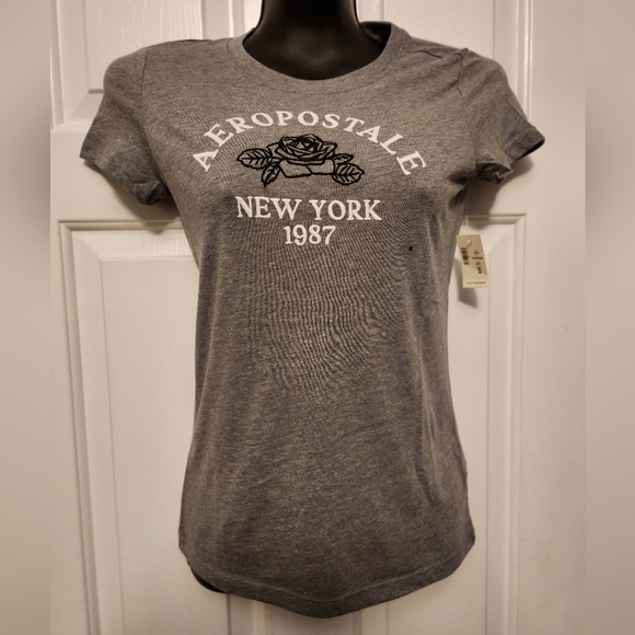 Aeropostale graphic tee - Picture 2 of 2